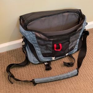 Timbuk2 Bags - Timbuk2 laptop briefcase messenger style bag Timbuk2 Bags - Timbuk2 laptop briefcase messenger style bag